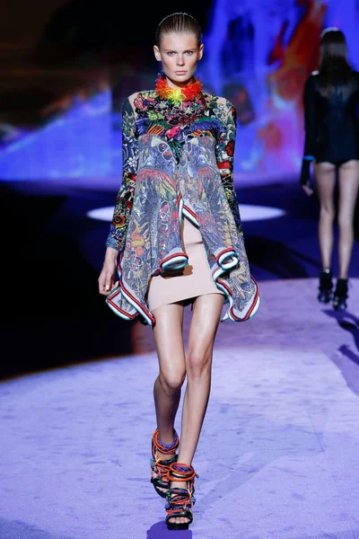 Look 21
